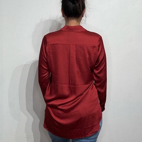 Susan Graver Burgundy Satin Oversized Long Sleeve Button Down Sz 4 - Picture 10 of 12